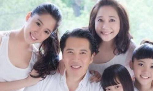 洪小铃的幸福时刻,宣布结婚与怀孕的喜悦 洪小铃的幸福时刻,宣布结婚与怀孕的喜悦