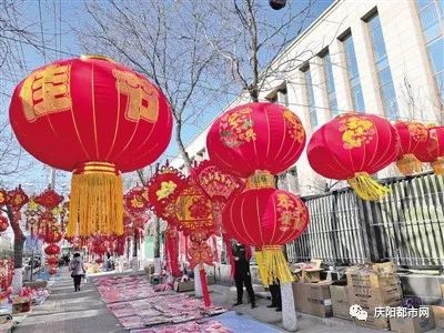 年货市场繁荣昌盛，产销两旺喜迎新春