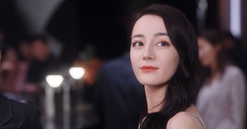 刘亦菲获封总台视后，璀璨星途的荣耀时刻